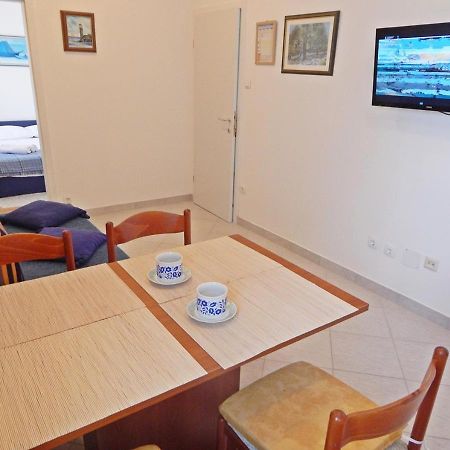 Apartments Moni Спліт Екстер'єр фото