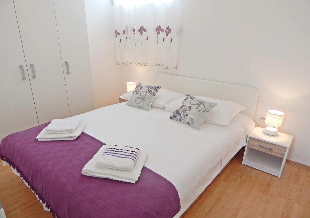 Apartments Moni Спліт Екстер'єр фото