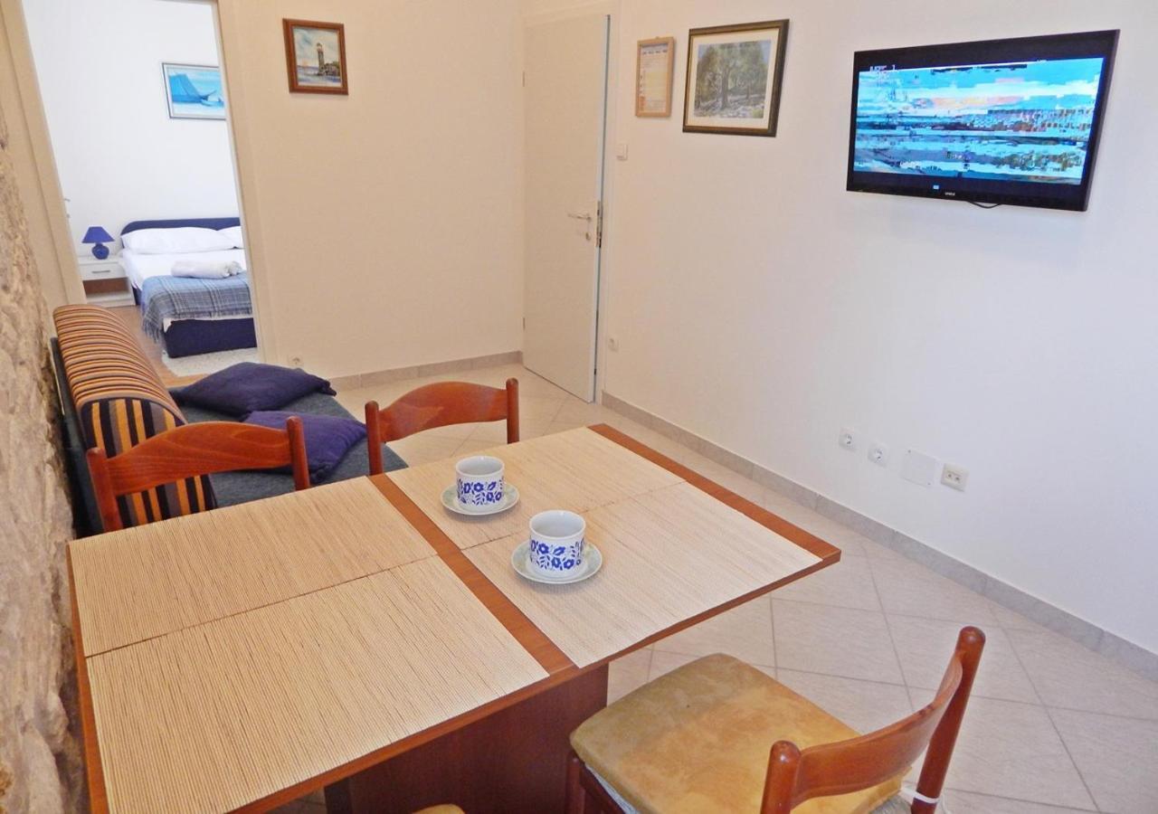 Apartments Moni Спліт Екстер'єр фото